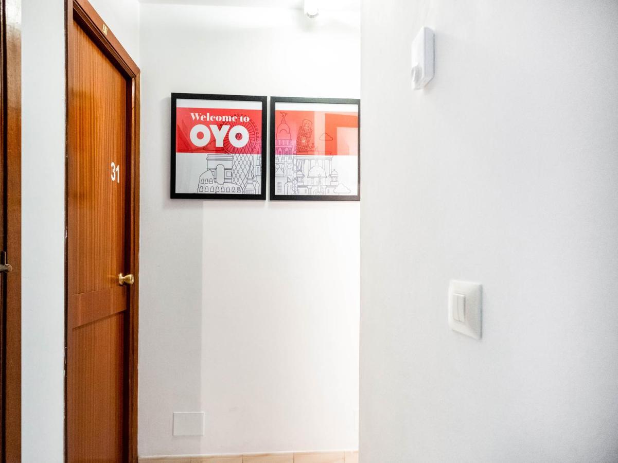 Oyo Hospedaje La Tita Σαντιάγο ντε Κομποστέλα Εξωτερικό φωτογραφία